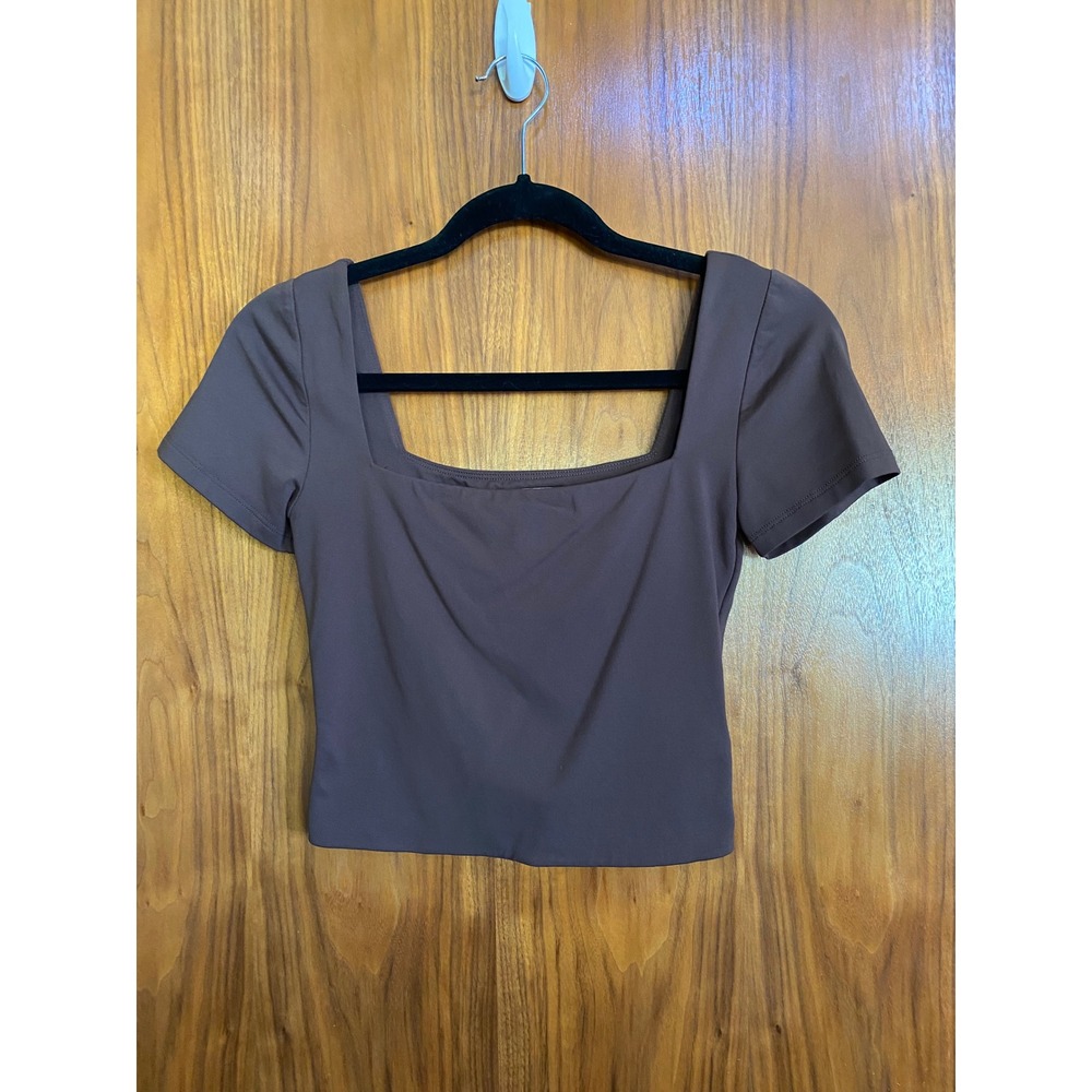 Aritzia Babaton Contour Squareneck T-Shirt Brown Short Sleeve Slim Fit Medium